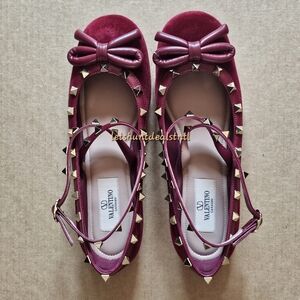 BRAND-NEW Valentino Garavani Rockstud Velvet Ballerina Flats. Size 36.5 = 6.5.